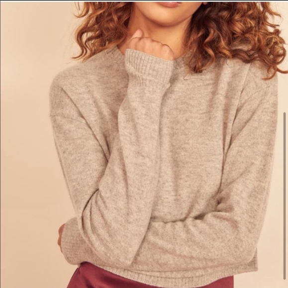 Reformation Sweaters | Reformation Relaxed Cropped Cashmere Crew Sweater | Poshmark